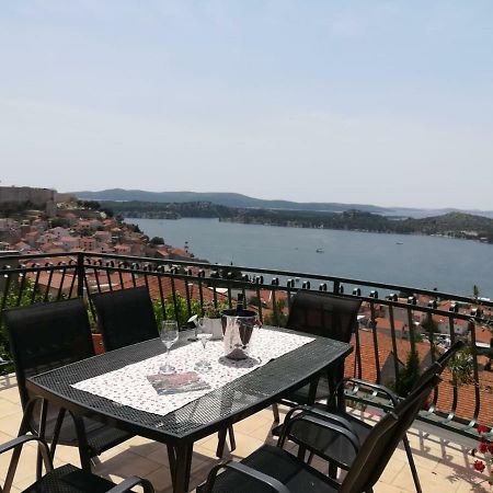 Apartman Betty Шибеник Экстерьер фото