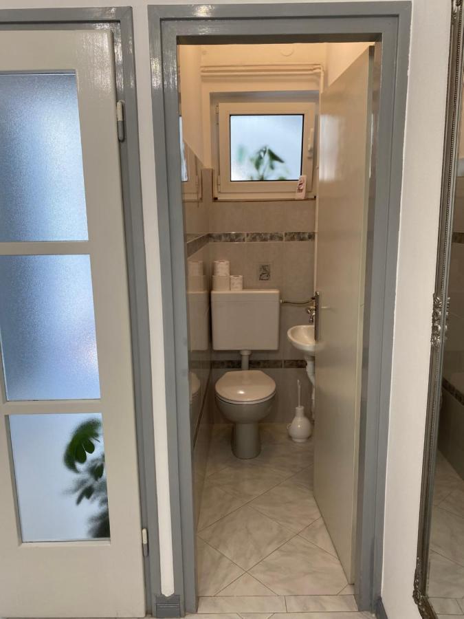 Apartman Betty Шибеник Экстерьер фото